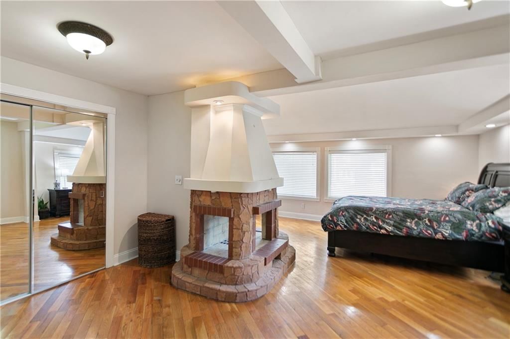 3527 Kenwood Avenue — photo 18