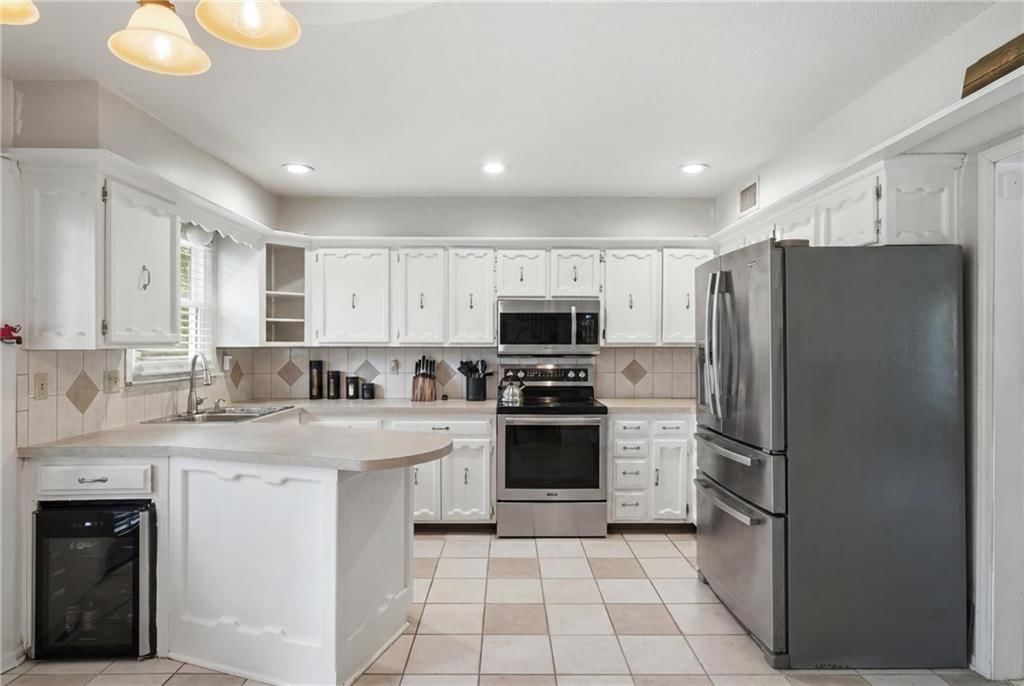 3800 NE Shady Lane Drive — photo 10