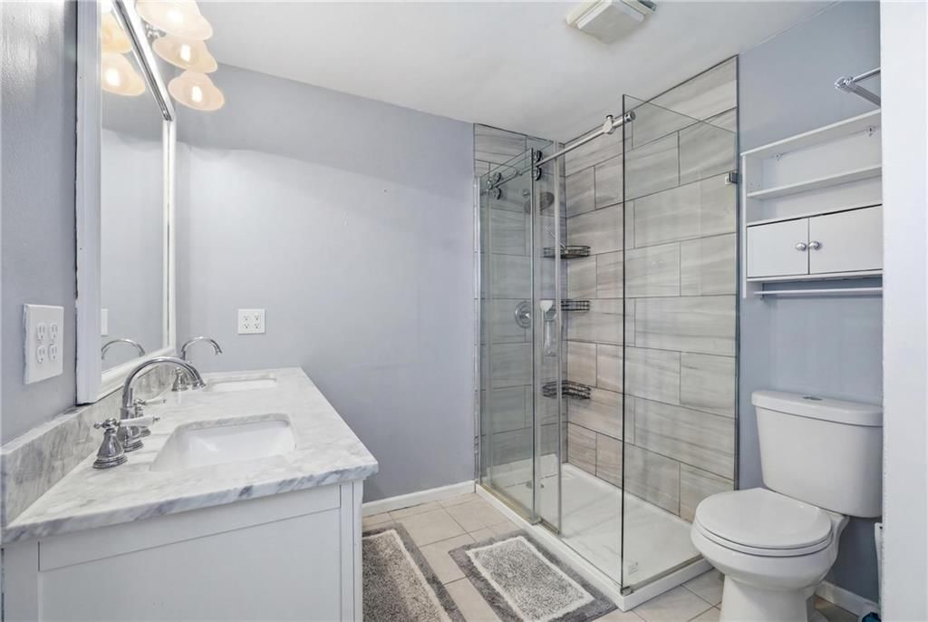 3800 NE Shady Lane Drive — photo 12