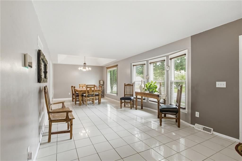 3800 NE Shady Lane Drive — photo 16