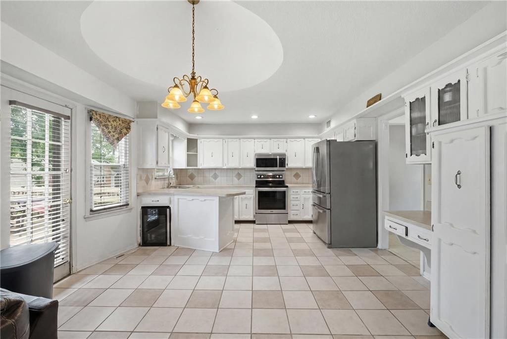 3800 NE Shady Lane Drive — photo 20