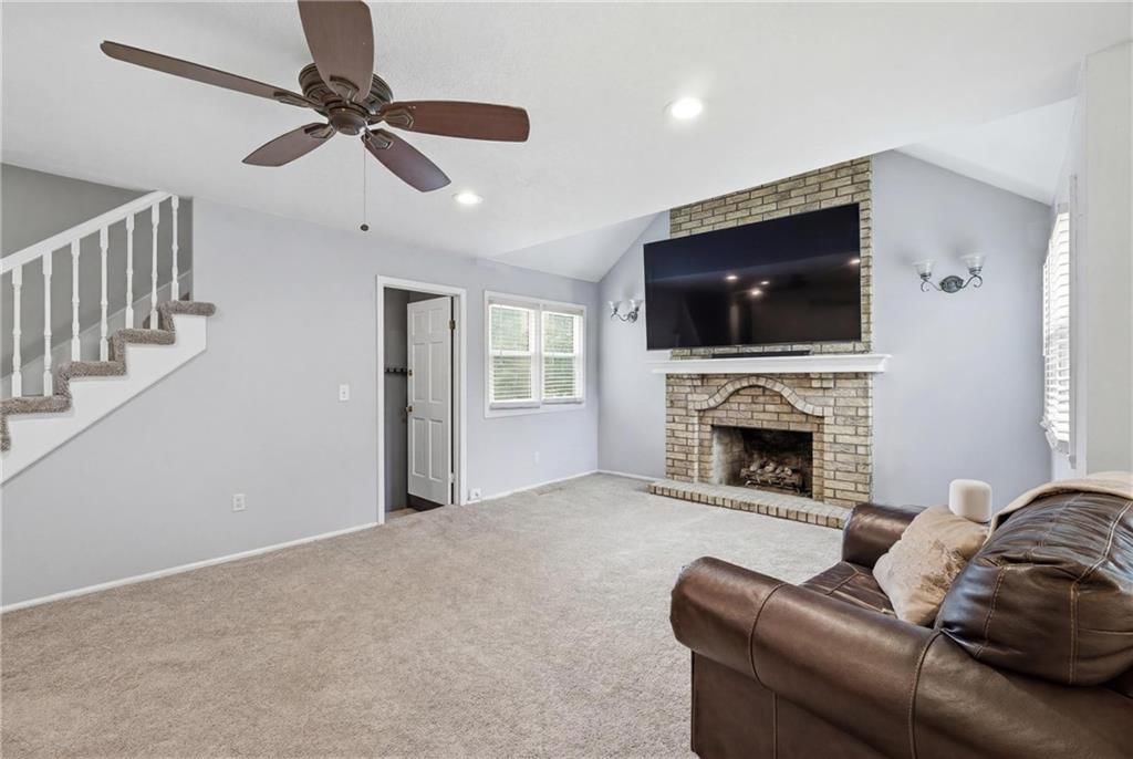 3800 NE Shady Lane Drive — photo 23