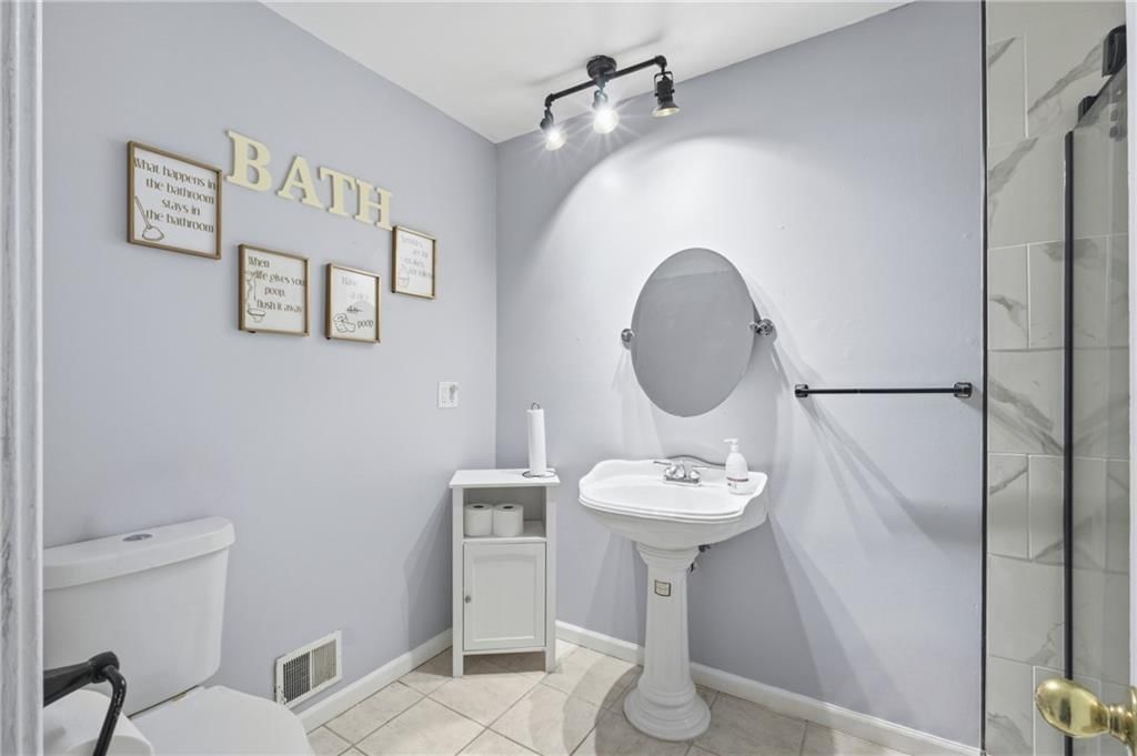 3800 NE Shady Lane Drive — photo 25