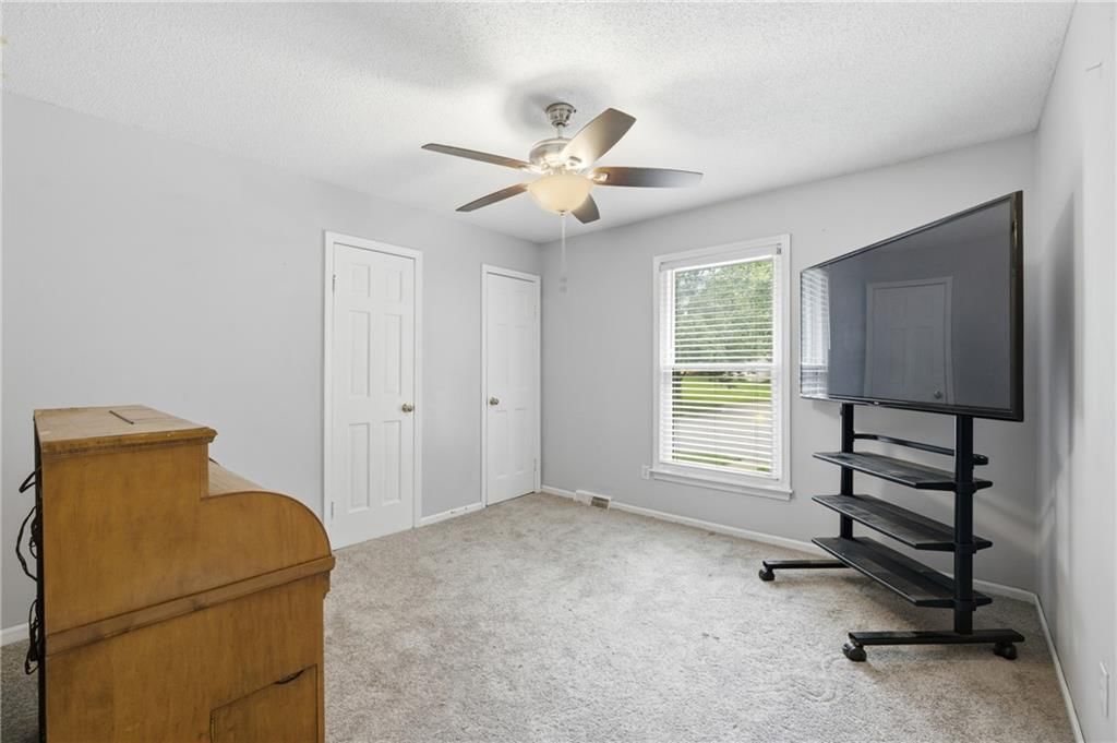 3800 NE Shady Lane Drive — photo 26