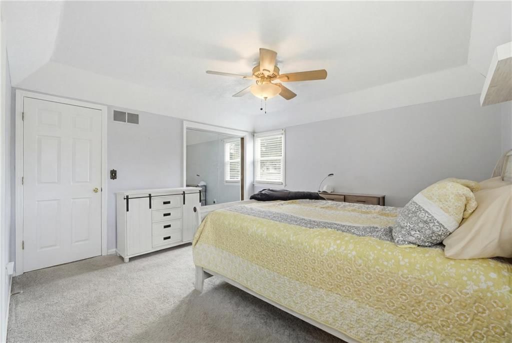 3800 NE Shady Lane Drive — photo 29