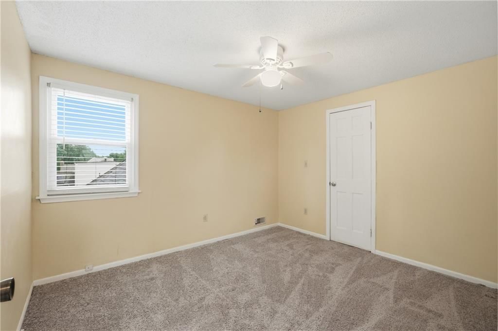 3800 NE Shady Lane Drive — photo 30