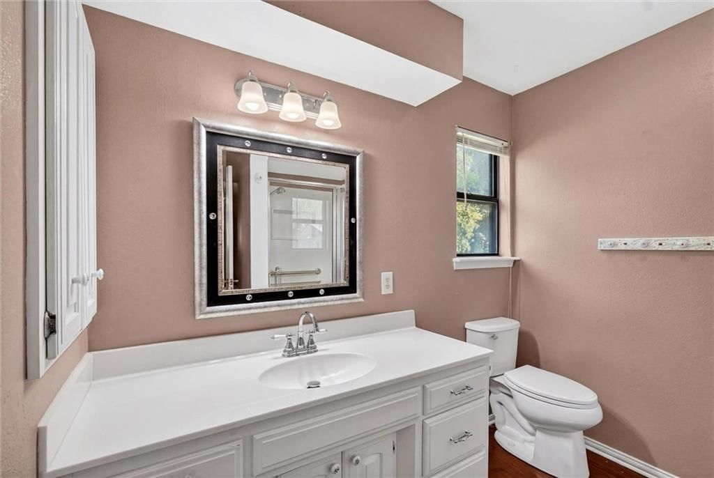 3303 W 2nd Street — photo 15