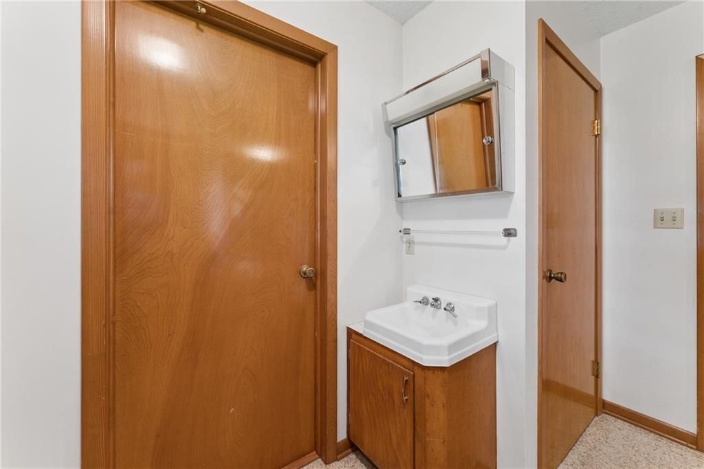 206 N Zeysing Road — photo 33