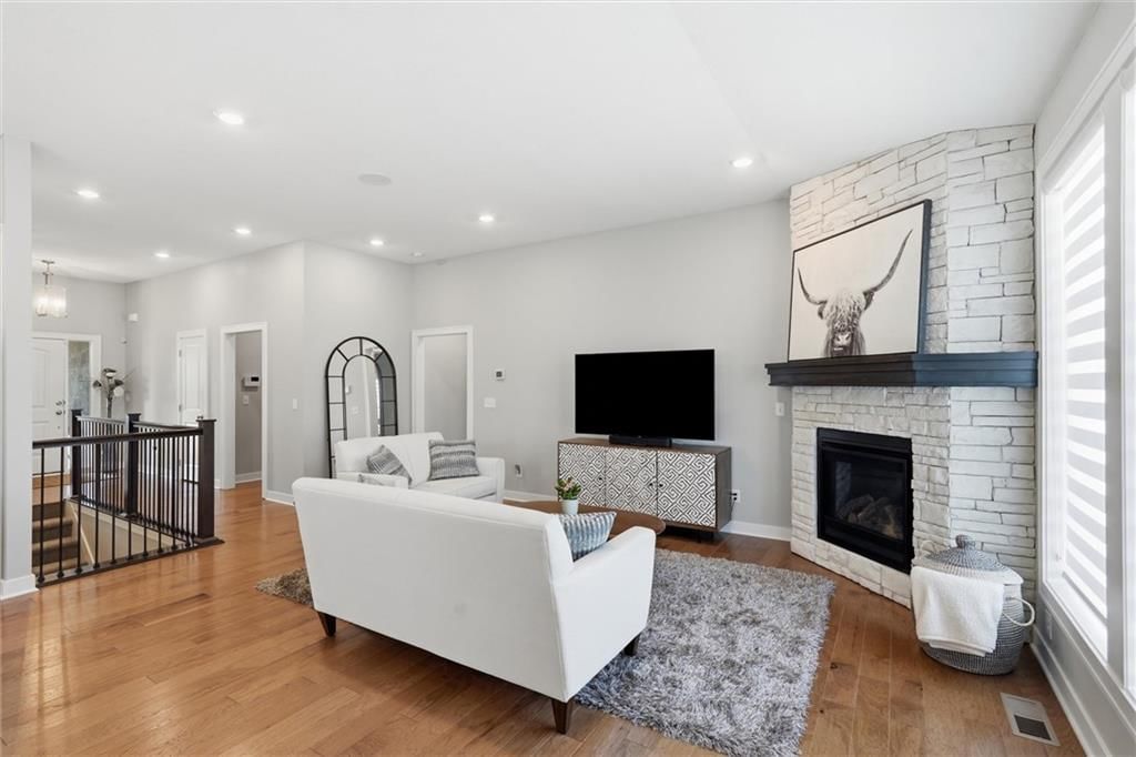 131 SE Briar Valley Lane — photo 5