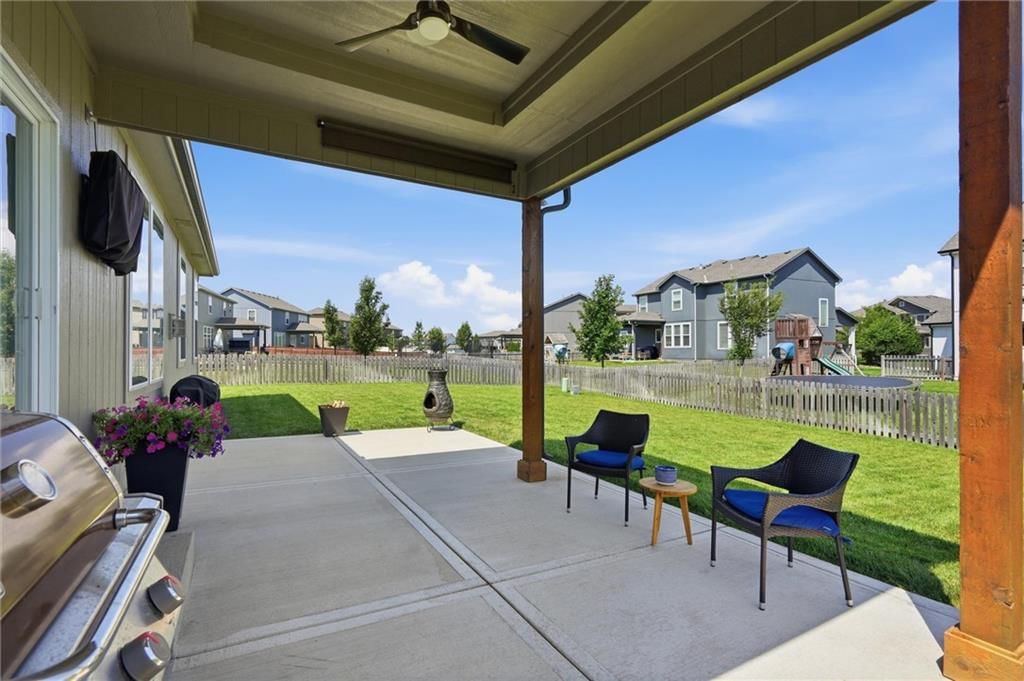 131 SE Briar Valley Lane — photo 33
