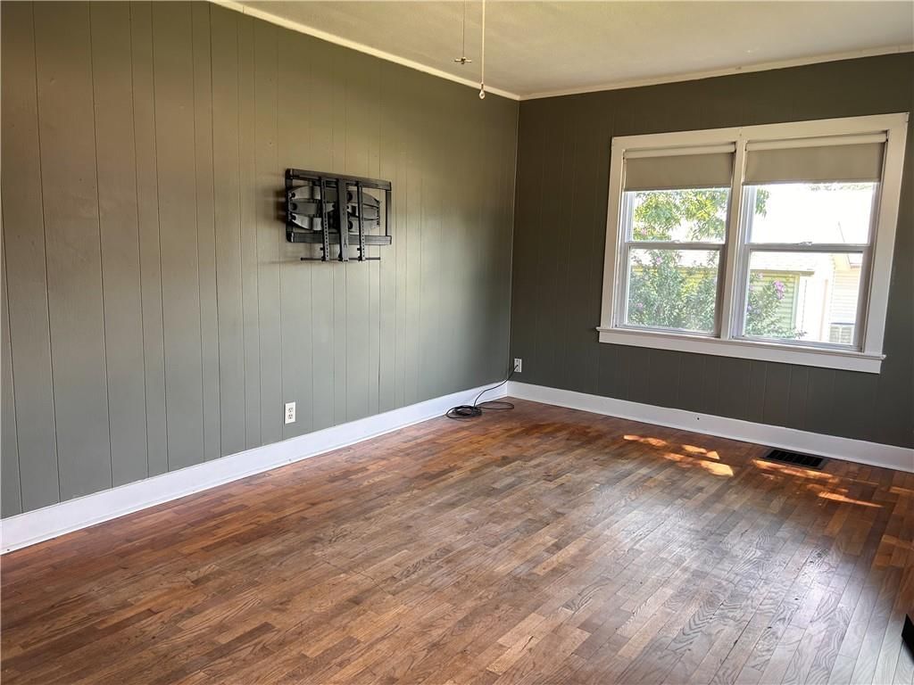 613 E Market Street — photo 6