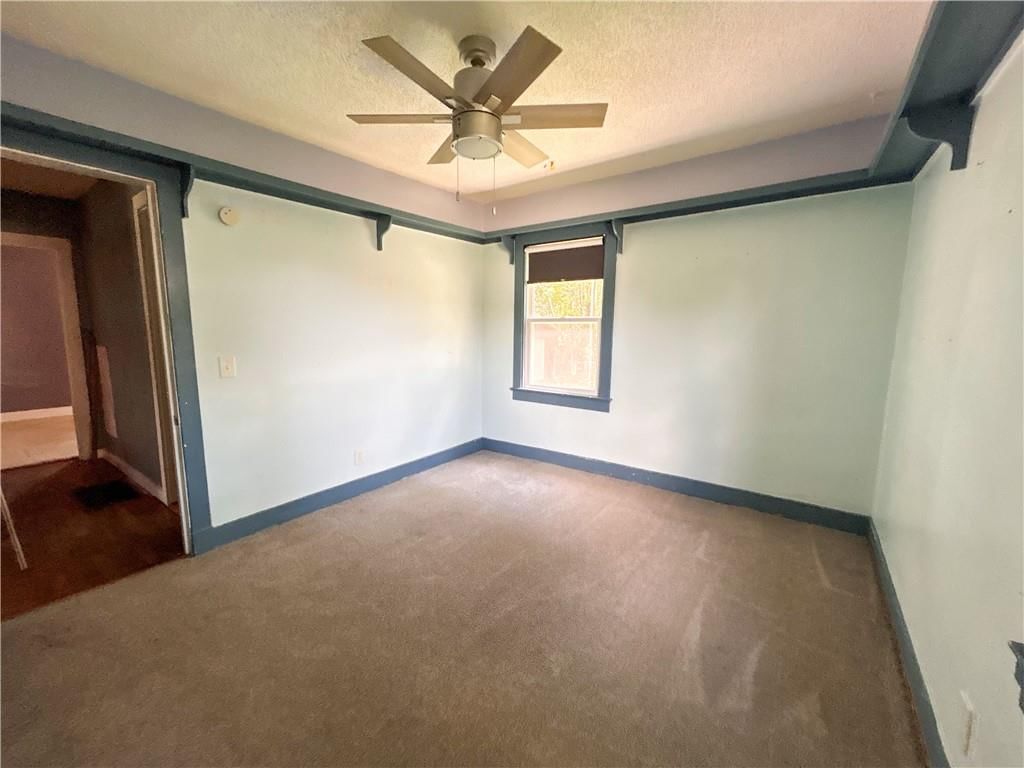 613 E Market Street — photo 11