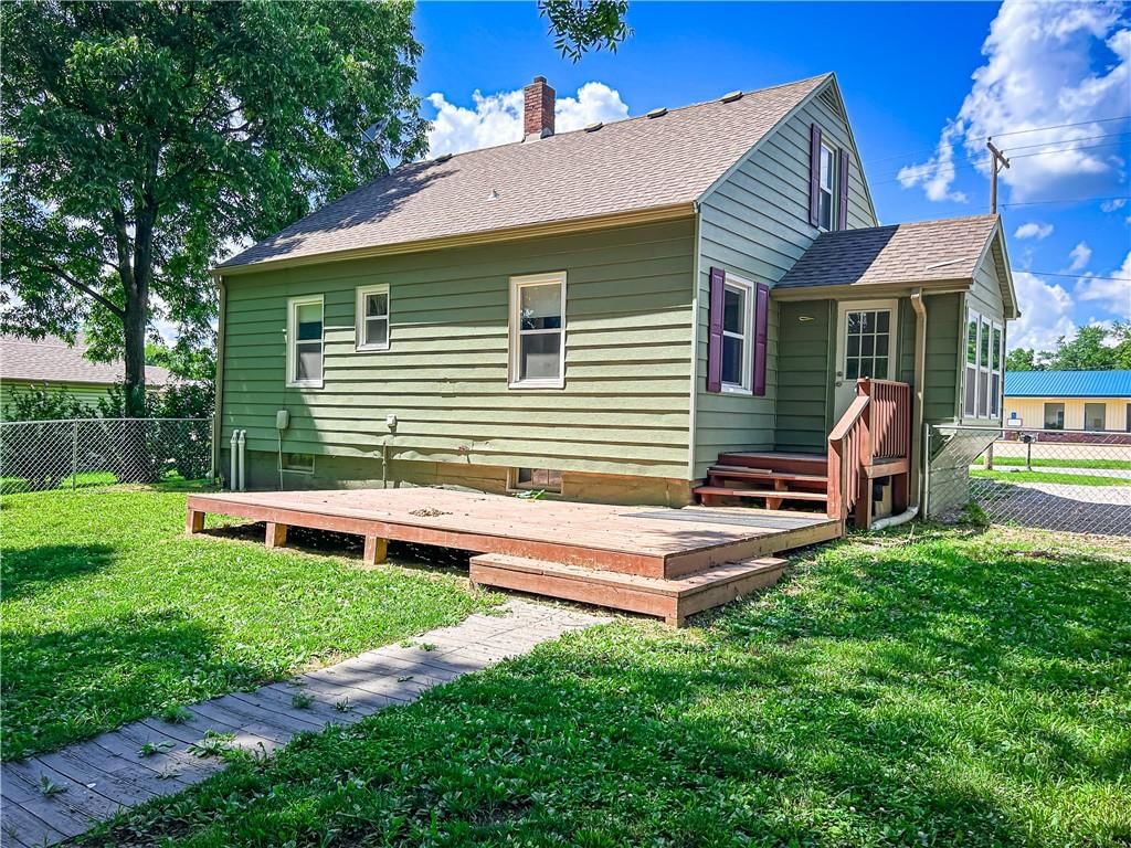 613 E Market Street — photo 38