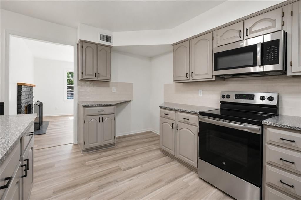 10420 Palmer Avenue — photo 8