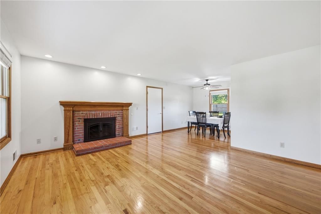 11935 W 70th Street — photo 5