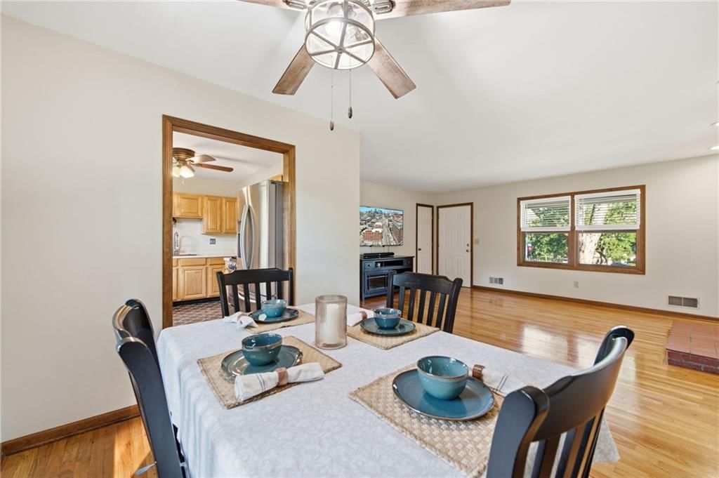 11935 W 70th Street — photo 9