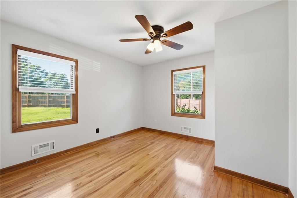 11935 W 70th Street — photo 14