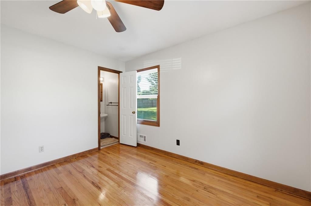 11935 W 70th Street — photo 15