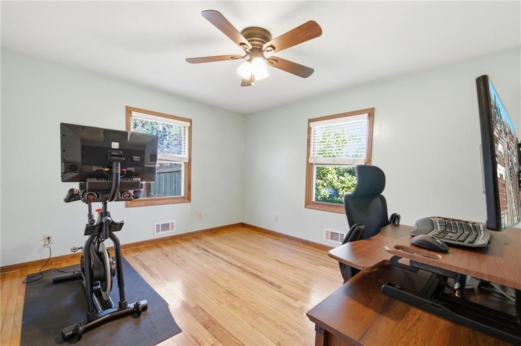 11935 W 70th Street — photo 18