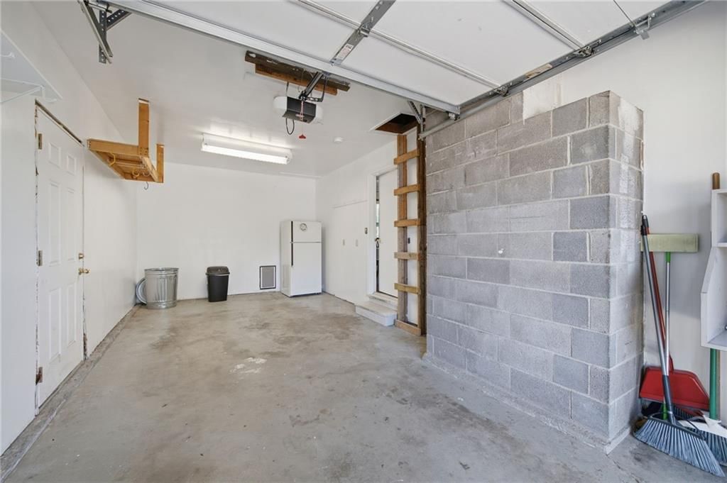 11935 W 70th Street — photo 22