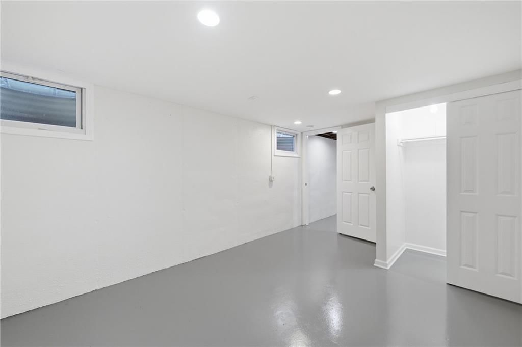 11935 W 70th Street — photo 25