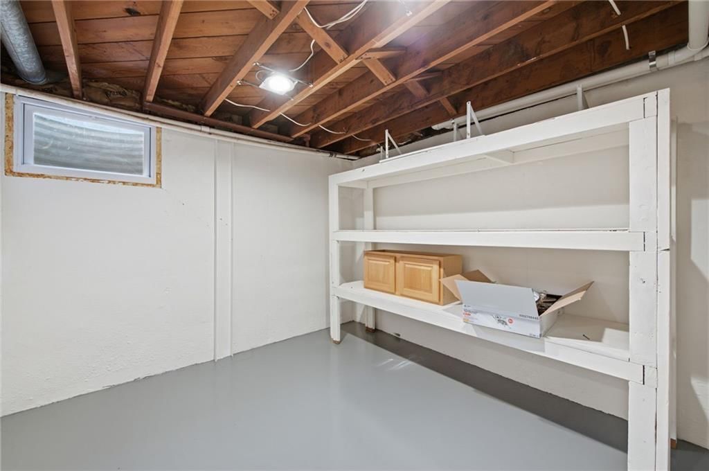 11935 W 70th Street — photo 32