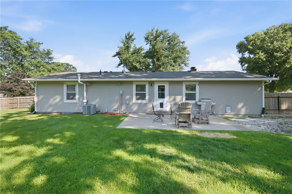 11935 W 70th Street — photo 36