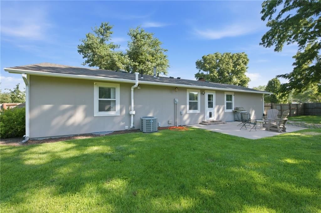 11935 W 70th Street — photo 37