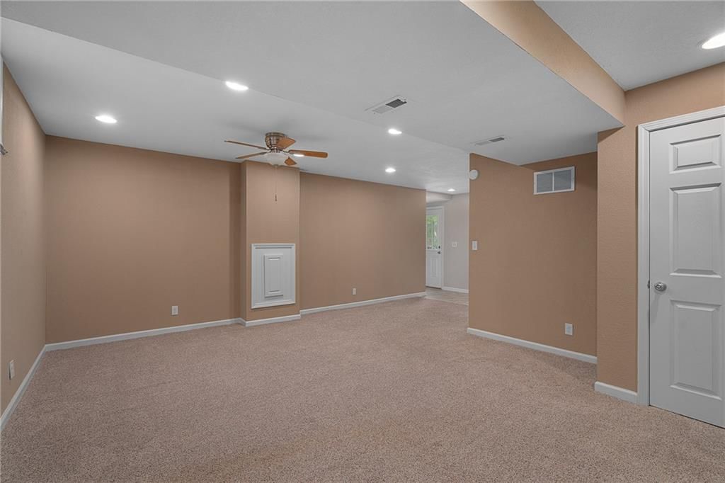 7401 NW 77th Terrace — photo 15