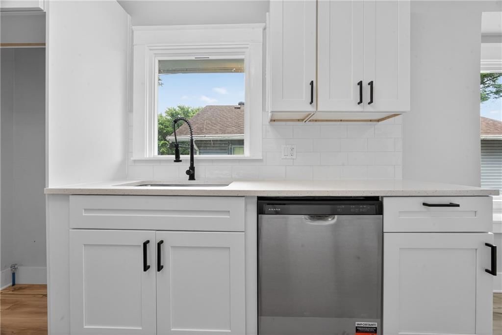 1815 S overton Avenue — photo 13