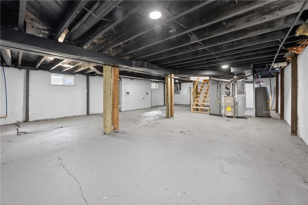 1815 S overton Avenue — photo 23