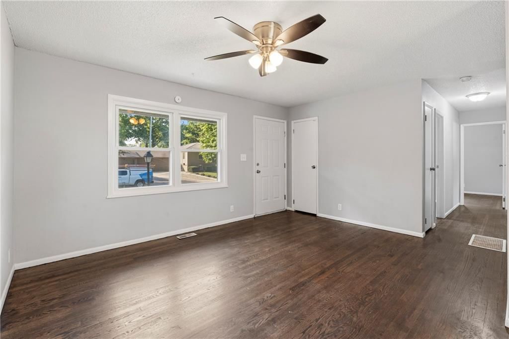902 UTE Street — photo 5