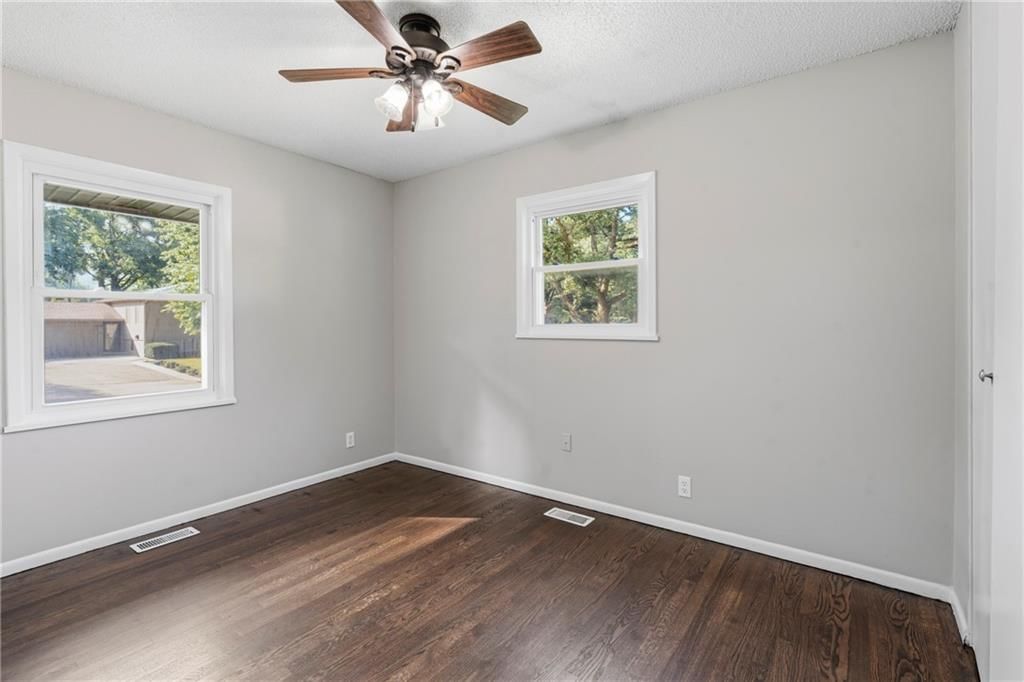 902 UTE Street — photo 11