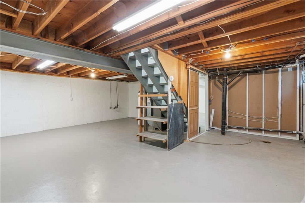 902 UTE Street — photo 17