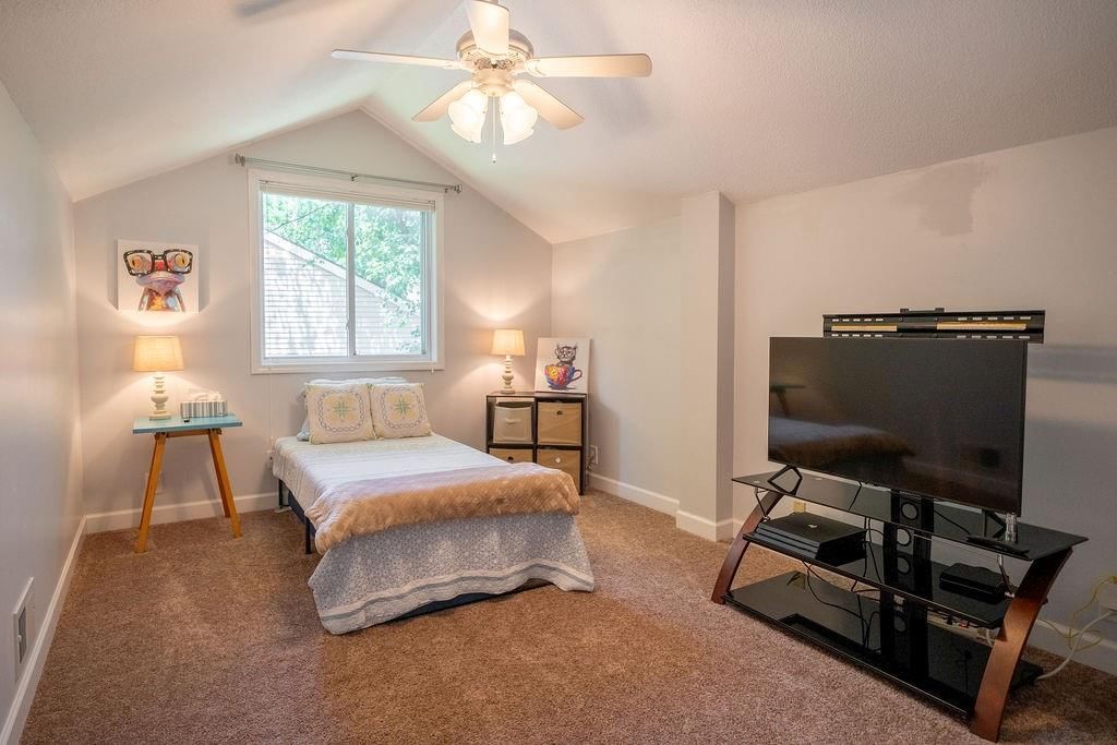 4033 Crossgate Court — photo 38