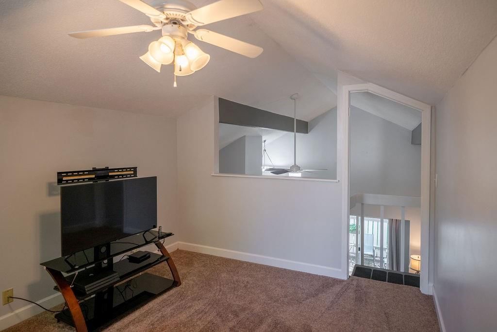 4033 Crossgate Court — photo 39