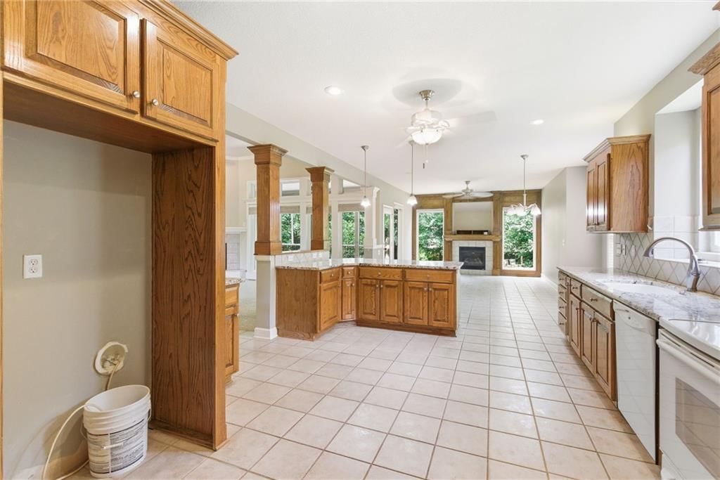 14335 KESSLER Street — photo 20