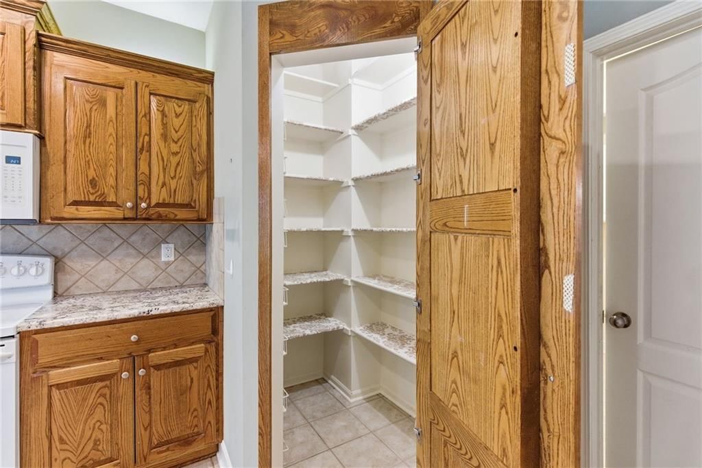 14335 KESSLER Street — photo 21
