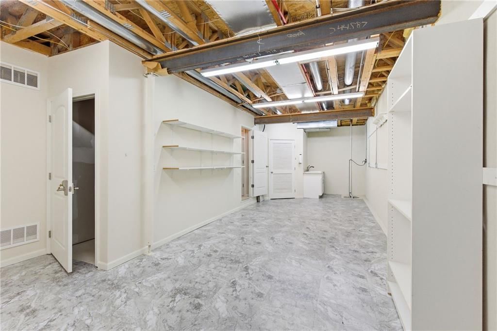 14335 KESSLER Street — photo 47