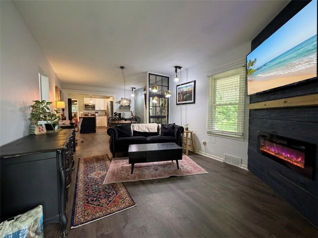 111 N Oxford Avenue — photo 4