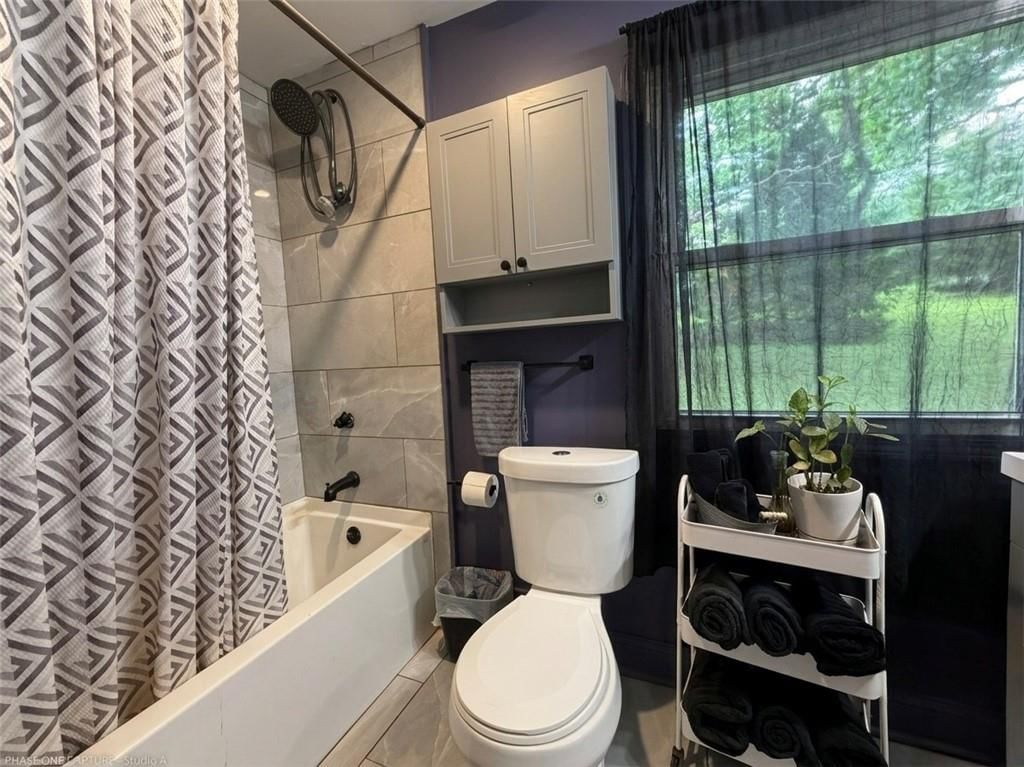 111 N Oxford Avenue — photo 18