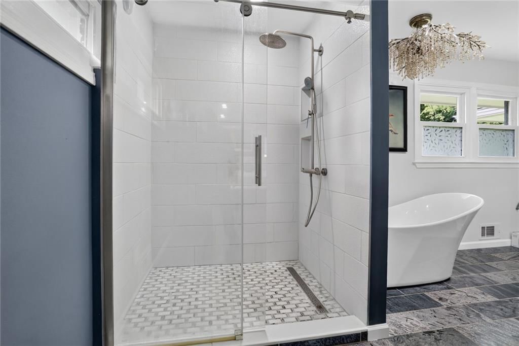 2400 W 103RD Street — photo 13