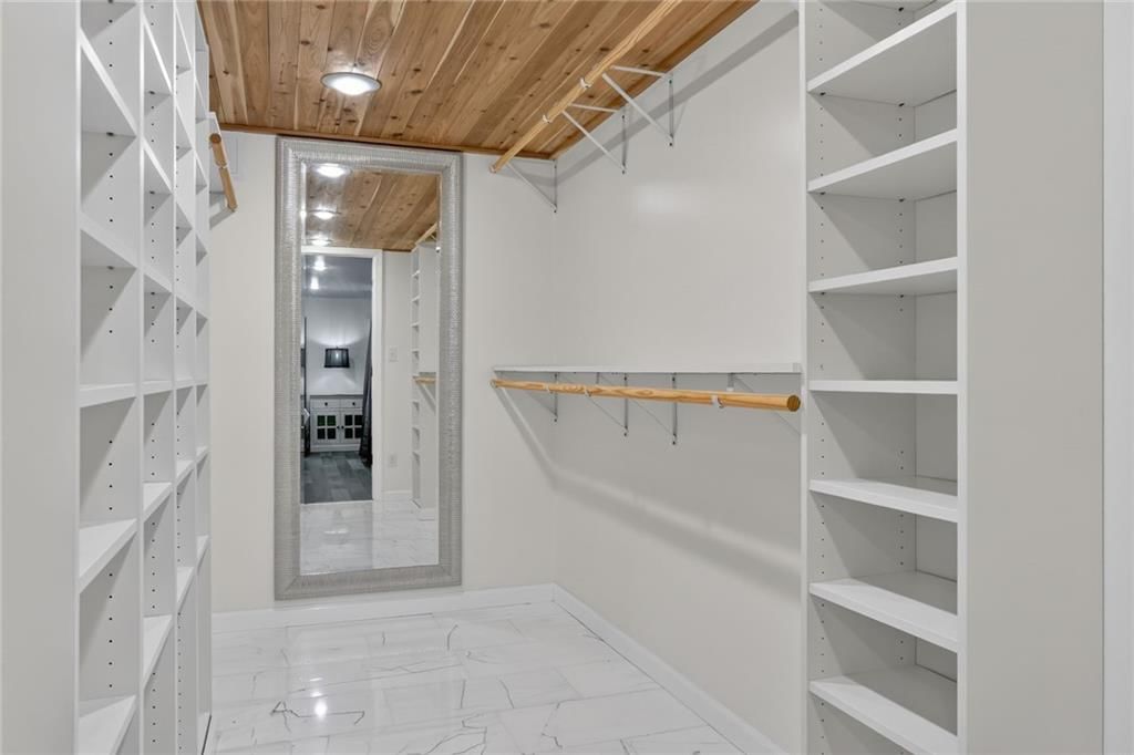 2400 W 103RD Street — photo 22