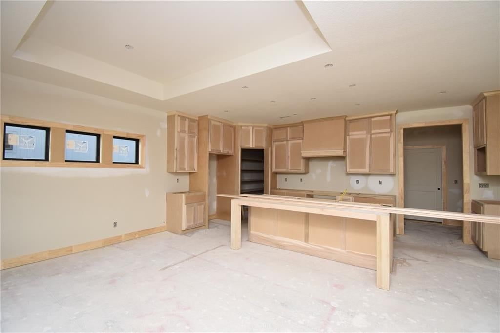 7633 N Booth Avenue — photo 9