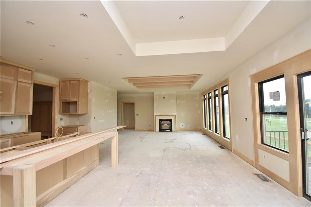 7633 N Booth Avenue — photo 10