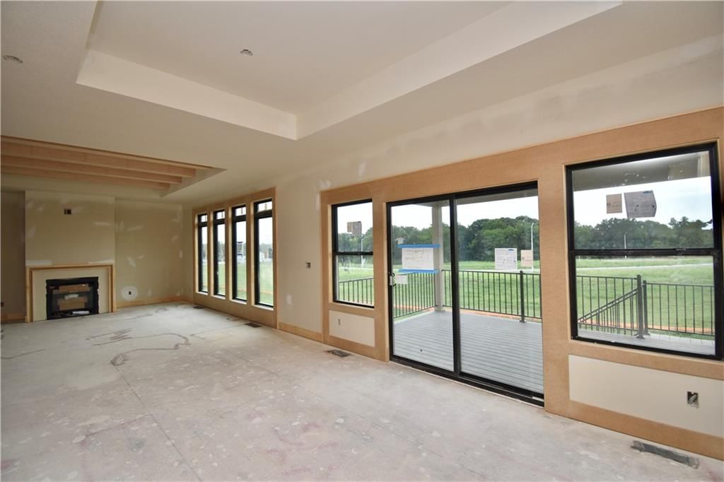 7633 N Booth Avenue — photo 11
