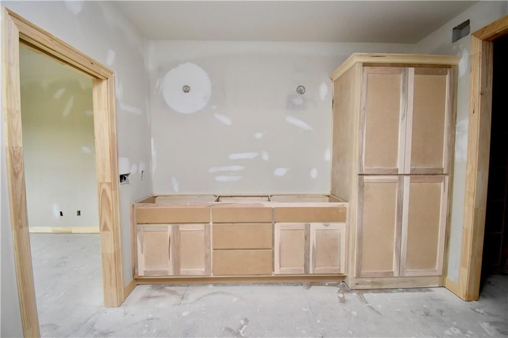 7633 N Booth Avenue — photo 22