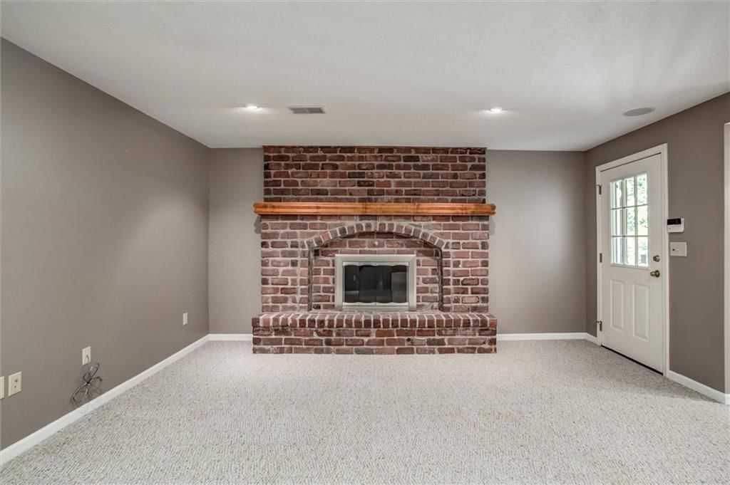 1300 E South Street — photo 28