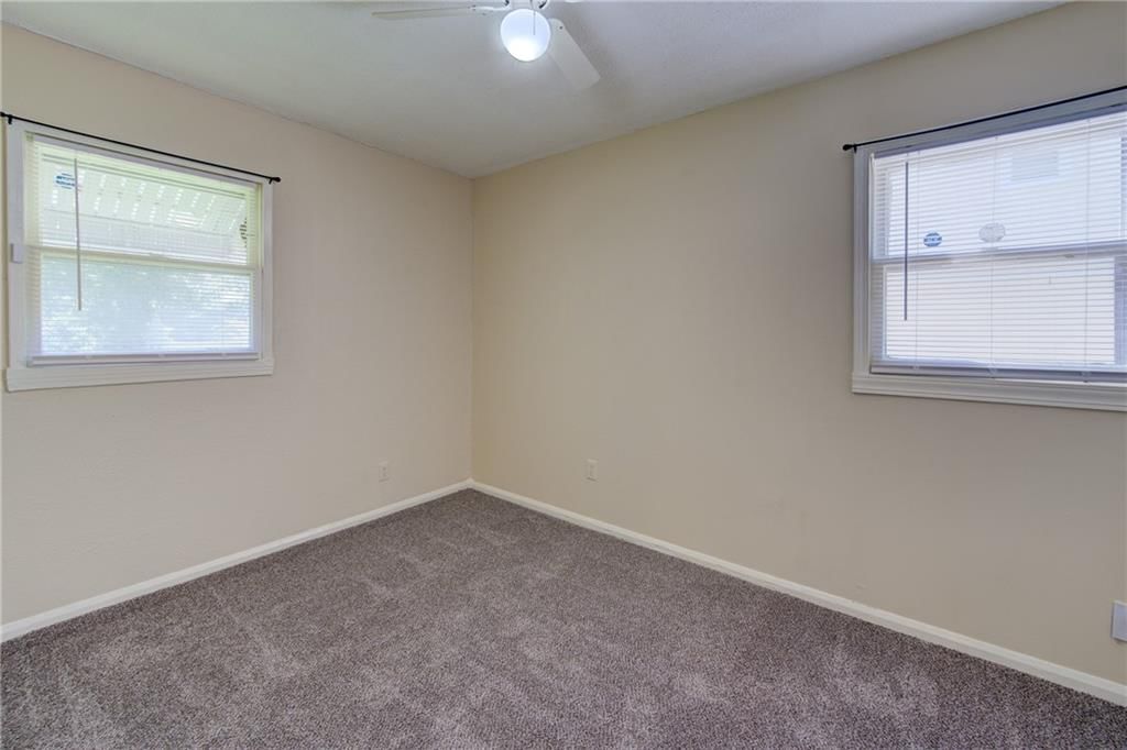 2312 Englewood Court — photo 9