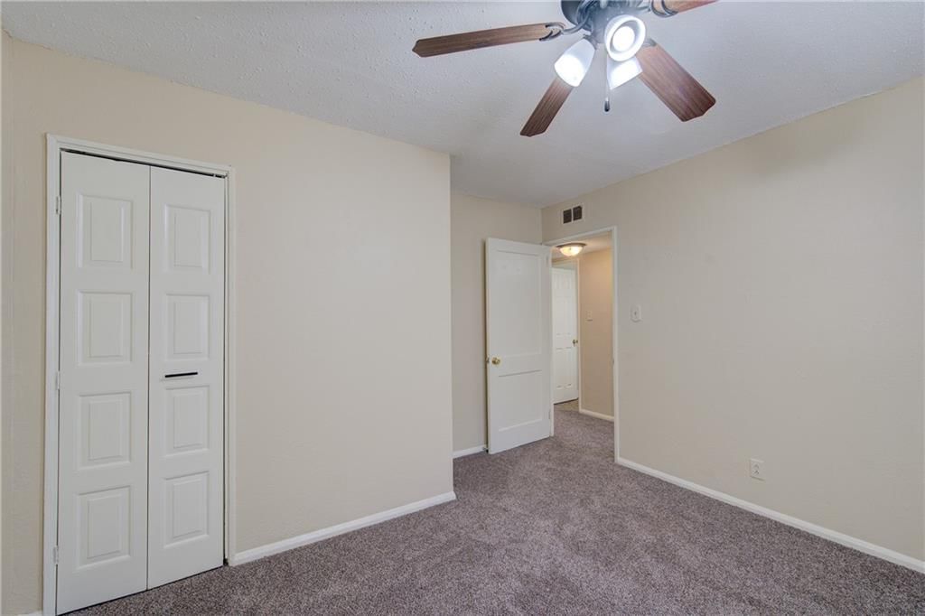 2312 Englewood Court — photo 10
